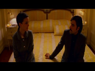 hotel "chevalier" / hotel chevalier / wes anderson, 2007 (short film, drama, melodrama, music) - prologue to the movie darjeeling train. desperate travelers